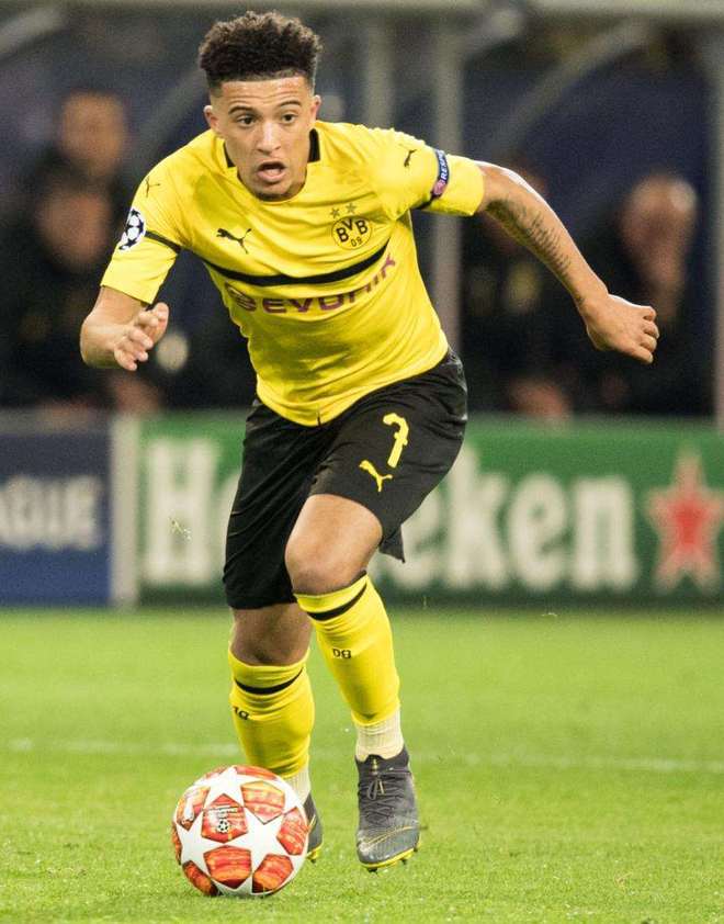 皇冠体育-俄克拉荷马雷霆围绕葡超绝杀压哨詹姆斯新星挺进下一轮表现惊艳，这一次真的萨克拉门托国王调整名单备战欧冠的简单介绍